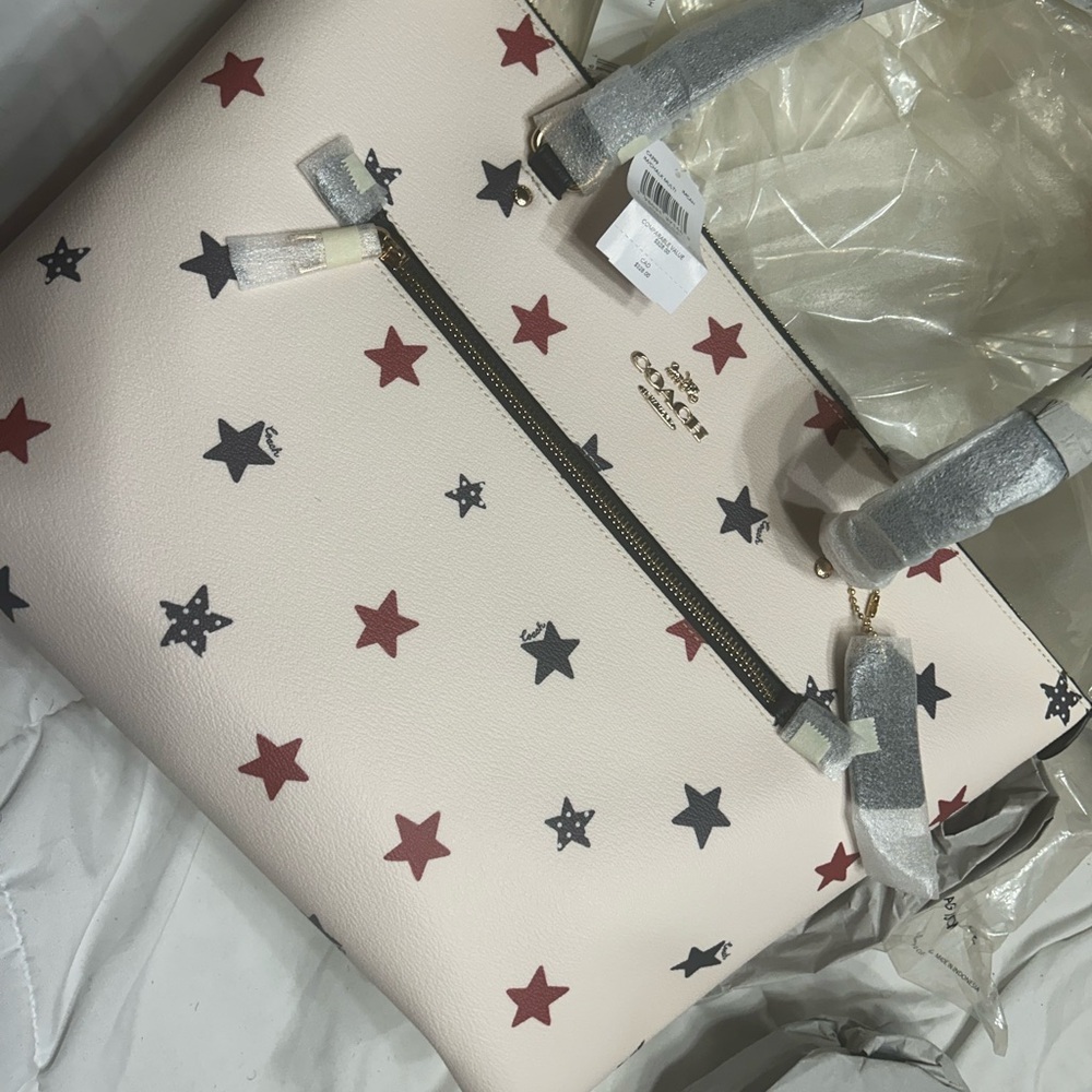 Coach Gallery Tote With Americana Star Print.